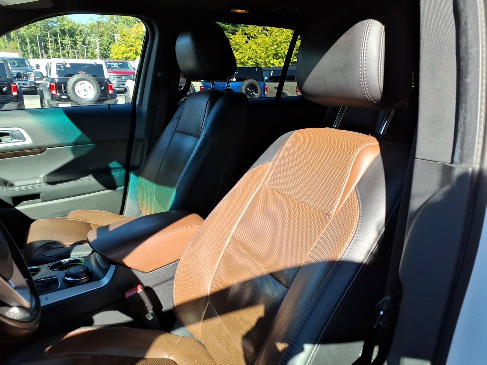 Used 2013 Ford Explorer Limited AWD/4WD image 16