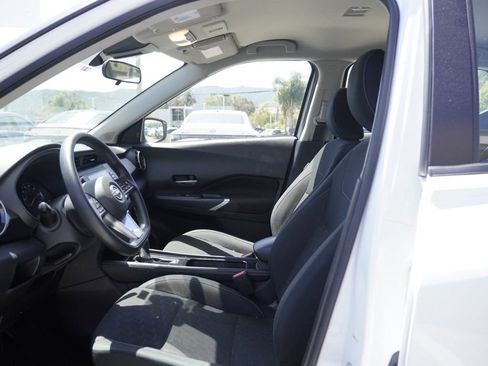 Used 2024 Nissan Kicks SV FWD image 14
