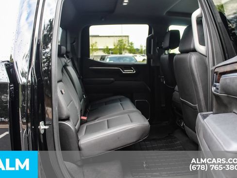 Used 2025 GMC Sierra 1500 SLT RWD image 18