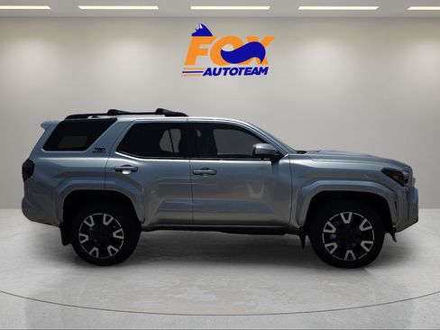 New 2026 Toyota 4Runner TRD Sport Premium AWD/4WD image 5