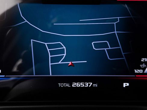 Used 2025 BMW M2 w/ Lighting Package RWD image 39