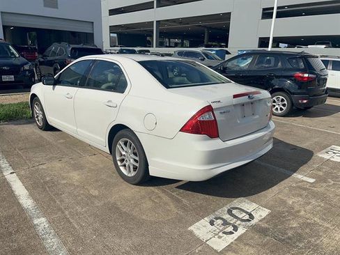 Used 2012 Ford Fusion S FWD image 3