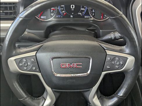 Used 2020 GMC Acadia Denali w/ Technology Package AWD/4WD image 29