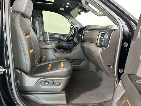 Used 2024 GMC Sierra 2500 AT4 w/ AT4 Premium Plus Package image 28