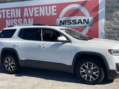 Used 2023 GMC Acadia SLT image 23