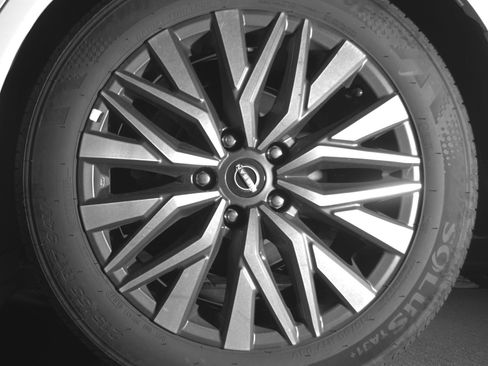 Used 2025 Nissan Altima 2.5 SV image 12