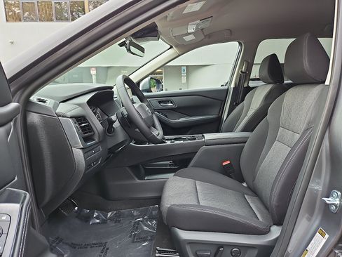 Certified 2026 Nissan Rogue SV w/ Cold Weather Package AWD/4WD image 13