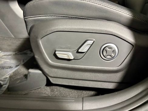 Used 2024 Hyundai Santa Fe Limited image 24