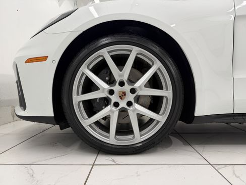 New 2026 Porsche Panamera image 16
