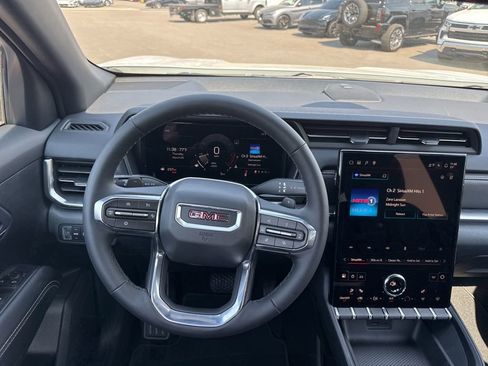 New 2026 GMC Terrain Elevation FWD image 13