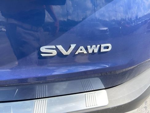 Used 2023 Nissan Rogue SV AWD/4WD image 12