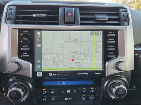 Used 2024 Toyota 4Runner Limited image 20