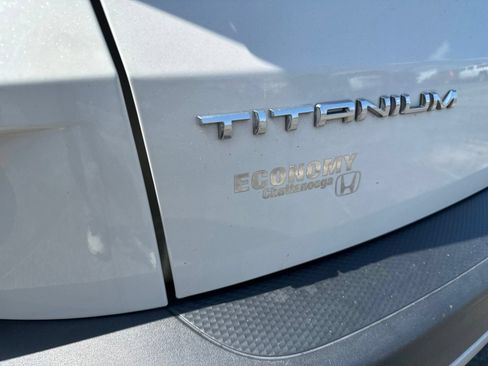 Used 2020 Ford Escape Titanium AWD/4WD image 6