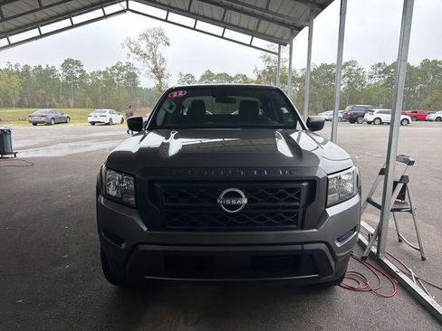 Used 2022 Nissan Frontier S w/ Technology Package image 2