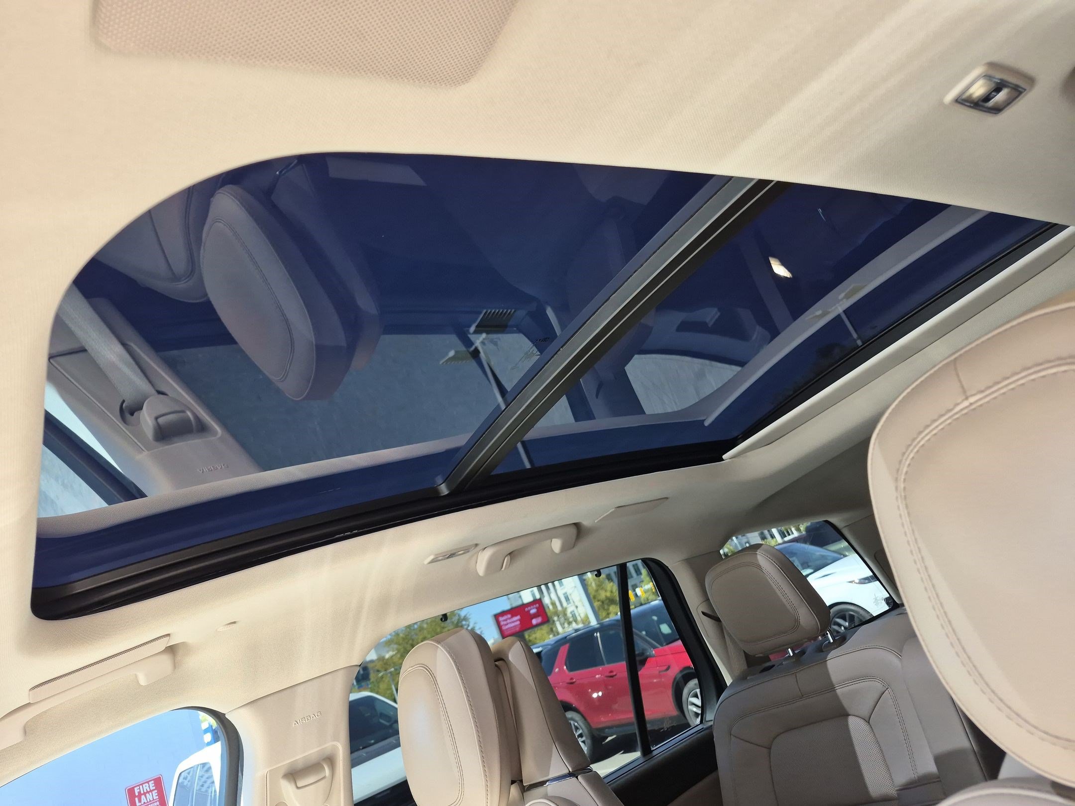 Used 2024 Lincoln Aviator Reserve w/ Equipment Group 201A AWD/4WD image 25
