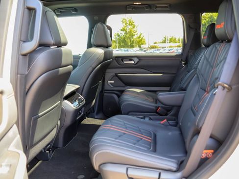 New 2026 Nissan Armada PRO-4X AWD/4WD image 8