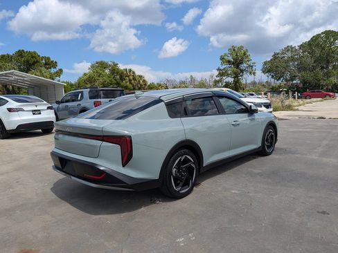Certified 2025 Kia K4 EX FWD image 8