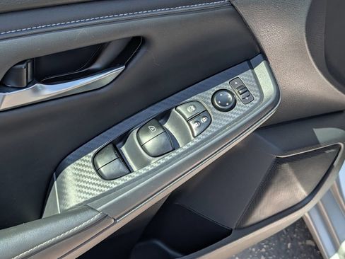 Used 2023 Nissan Sentra SV w/ All-Weather Package FWD image 16