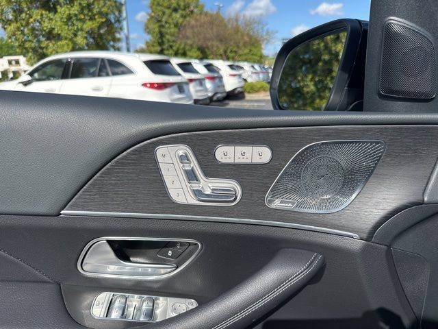 Used 2026 Mercedes-Benz GLS 450 4MATIC image 21