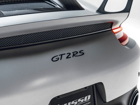 Used 2018 Porsche 911 GT2 RS RWD image 34
