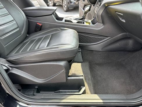 Used 2019 Ford Escape SEL AWD/4WD image 47