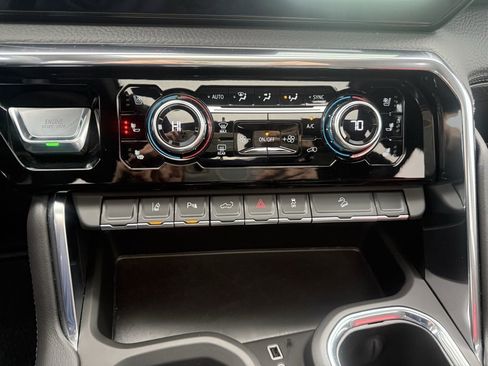 Used 2025 GMC Sierra 2500 Denali w/ Denali Reserve Package image 22