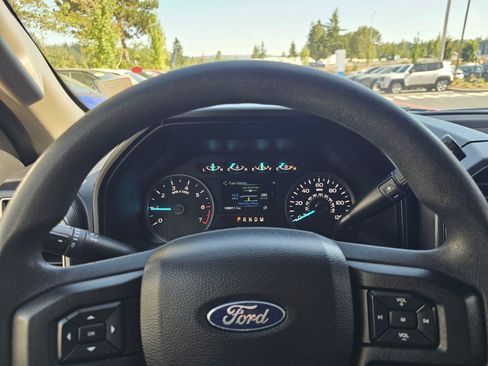 Used 2020 Ford F150 XLT w/ Trailer Tow Package AWD/4WD image 27