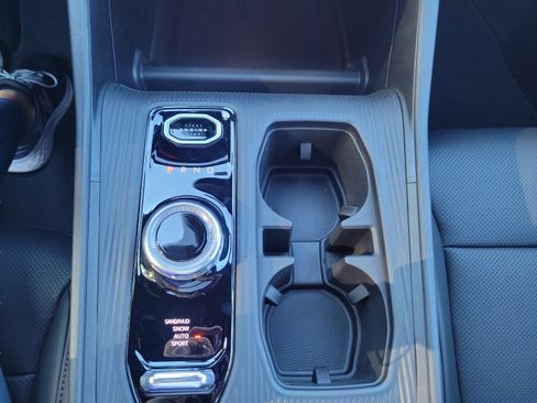 New 2026 Jeep Cherokee Limited AWD/4WD image 32