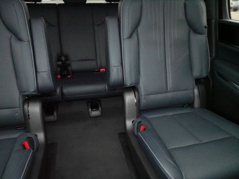 New 2025 Cadillac Escalade IQ Sport 2 w/ LPO, ONYX Package image 12