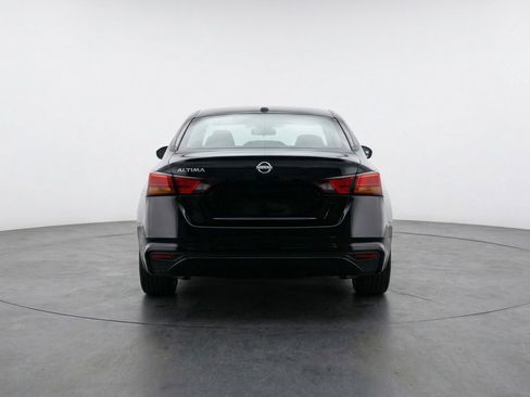 Used 2025 Nissan Altima 2.5 SV image 7