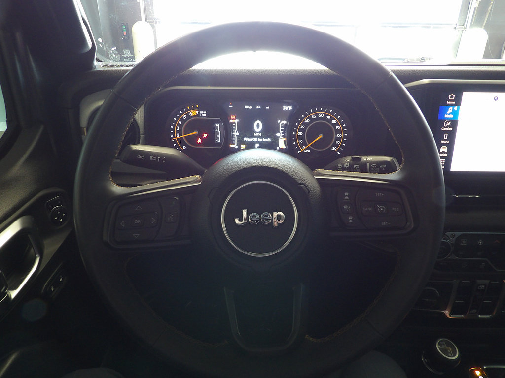 Used 2024 Jeep Wrangler Unlimited Sport AWD/4WD image 29