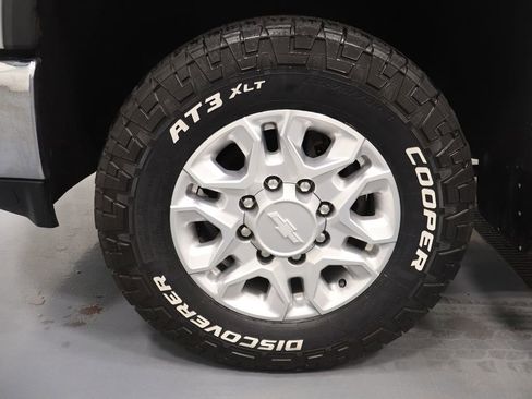 Used 2020 Chevrolet Silverado 2500 LT w/ All Star Edition AWD/4WD image 24