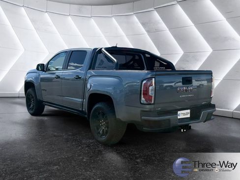 Certified 2022 GMC Canyon AT4 image 3