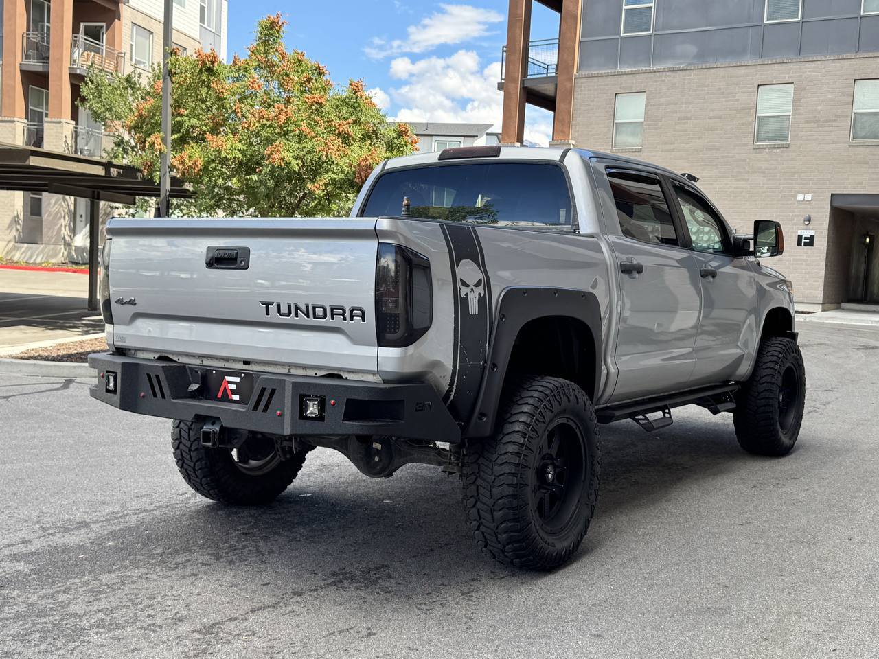 Used 2017 Toyota Tundra SR5 w/ SR5 Upgrade Package AWD/4WD image 7