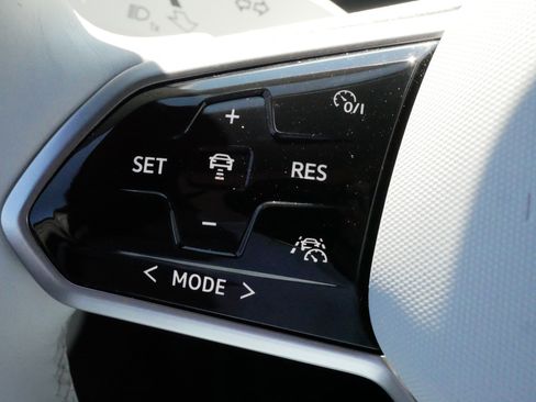 Certified 2023 Volkswagen ID.4 Pro S Plus RWD image 25