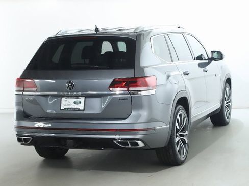 Used 2023 Volkswagen Atlas SEL Premium image 9