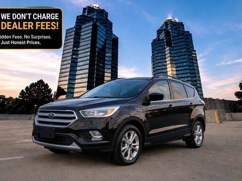 Used 2018 Ford Escape SE AWD/4WD image 1