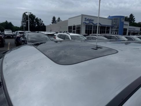 Used 2021 Honda Odyssey Touring image 9