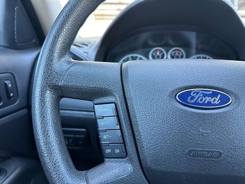 Used 2006 Ford Fusion SE FWD image 24