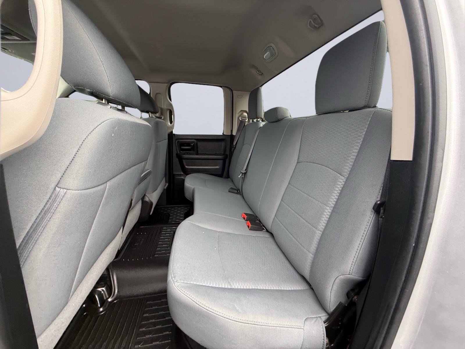 Used 2019 RAM 1500 Express AWD/4WD image 18