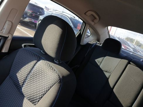 Used 2019 Nissan Sentra SR w/ Exterior Package image 16