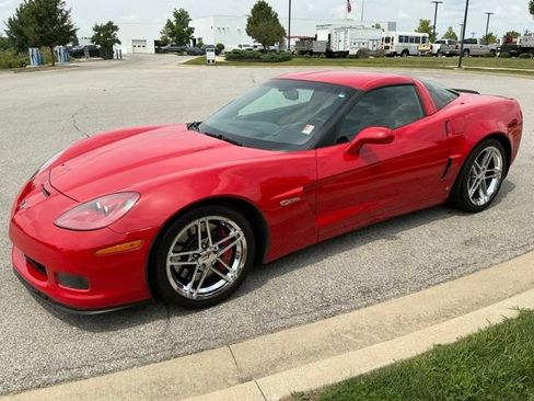 Used 2008 Chevrolet Corvette Z06 w/ Preferred Equipment Group RWD image 4