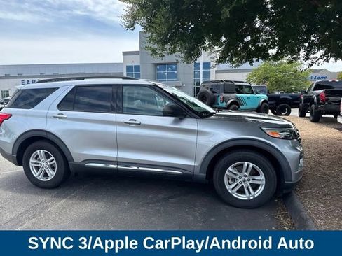 Used 2021 Ford Explorer XLT RWD image 5
