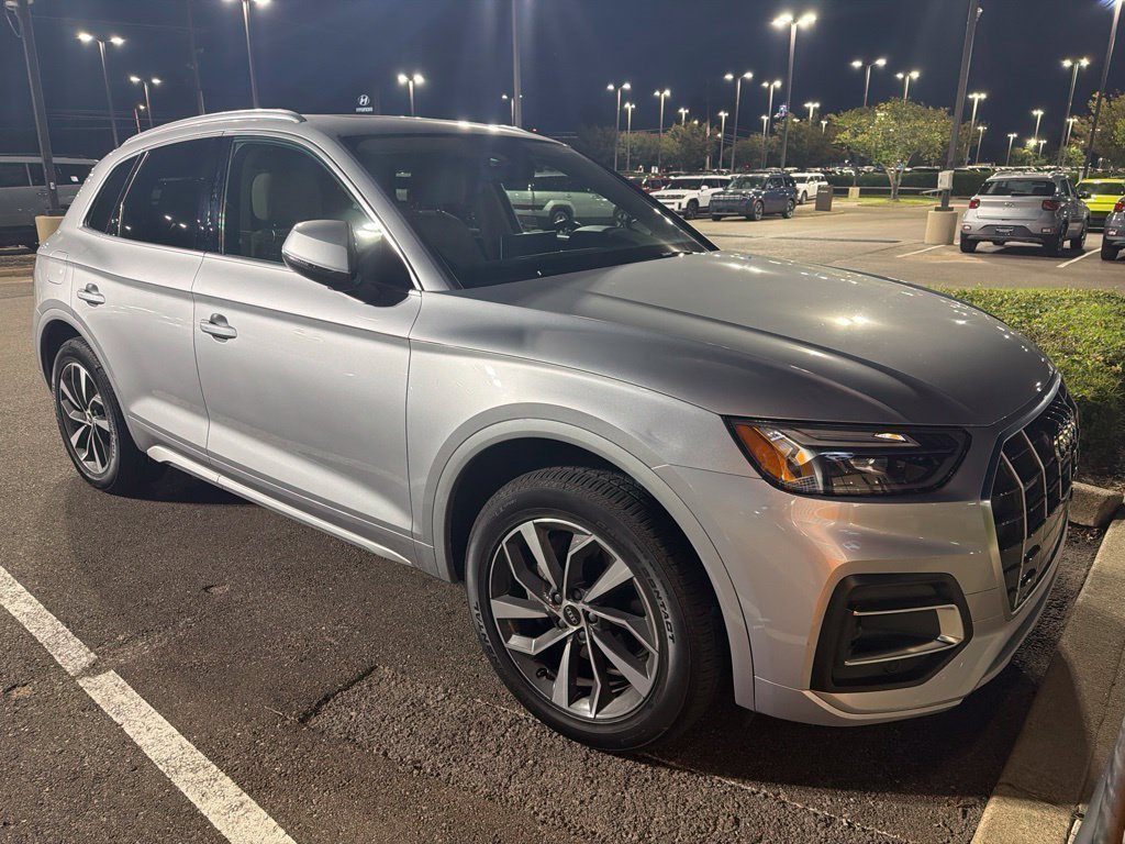 Used 2021 Audi Q5 2.0T Premium Plus w/ Premium Plus Package AWD/4WD image 6