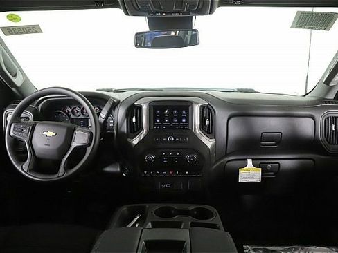 New 2025 Chevrolet Silverado 2500 Custom w/ Custom Value Package image 8