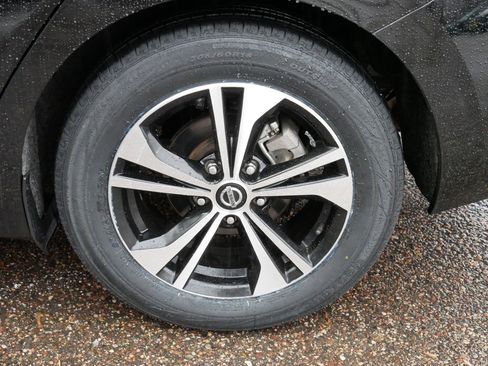 Certified 2022 Nissan Sentra SV w/ Trunk Package image 15