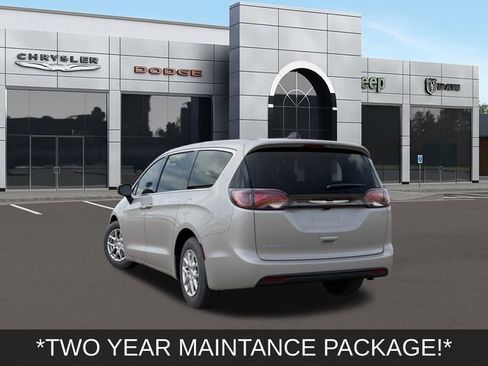 New 2026 Chrysler Voyager LX image 3