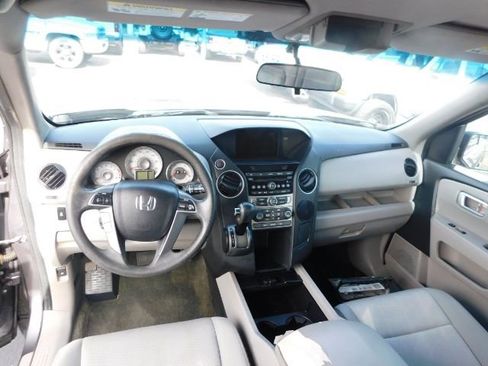 Used 2014 Honda Pilot LX image 16