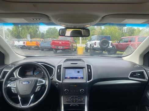 Used 2020 Ford Edge SEL w/ Convenience Package AWD/4WD image 14