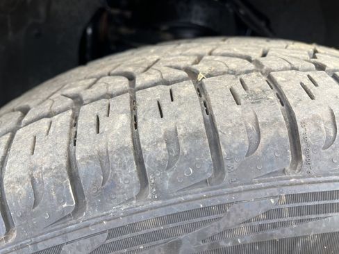 Used 2025 Ford F150 XLT w/ Equipment Group 302A MID image 10